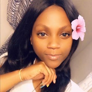 Meet your Posher, Altonisha